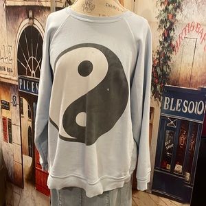 Yin Yang Graphic Sweatshirt - Light Blue
